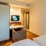 Rilano 24/7 Hotel München Hotel