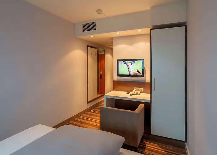 Rilano 24-7 3* מינכן