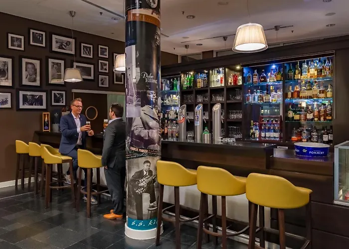 Rilano 24-7 מלון